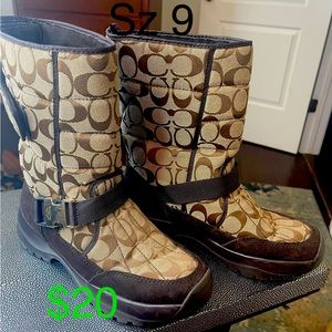Coach snow boots